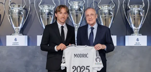  مودريتش يعبر عن سعادته بالتجديد مع ريال مدريد حتى عام 2025